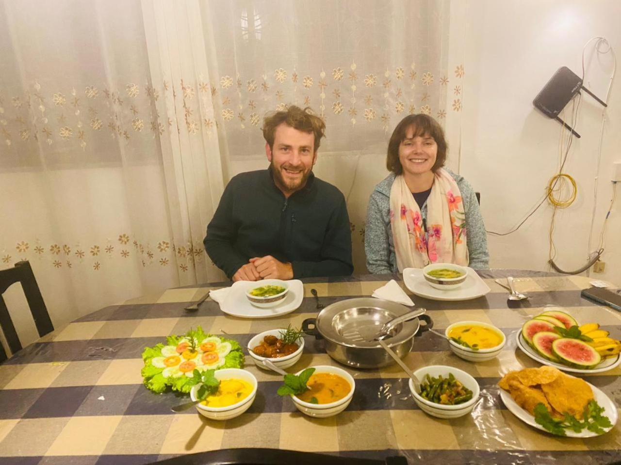 Farah Guest Inn Haputale Eksteriør bilde